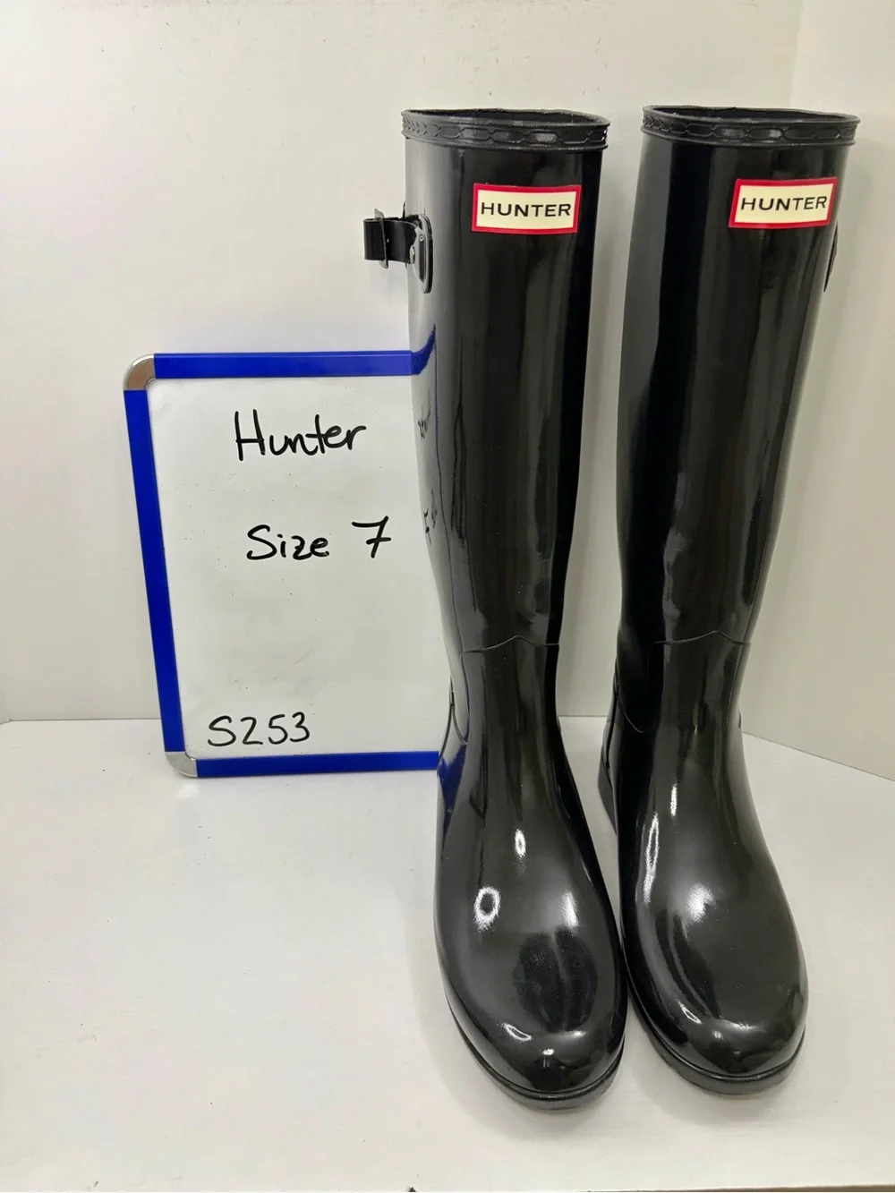 Hunter Women's Original Tall Gloss Rain Boots Black Size 7